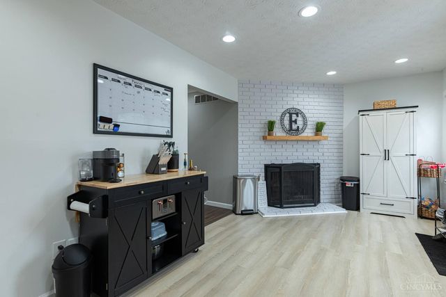 124 Chapel Hill, Fairfield, OH 45014