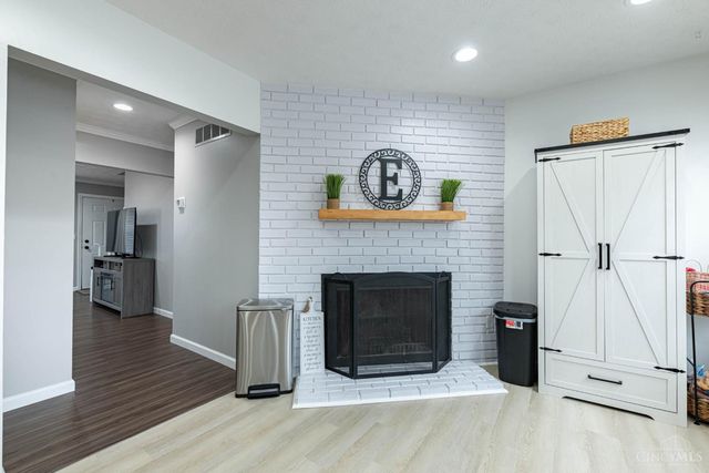 124 Chapel Hill, Fairfield, OH 45014