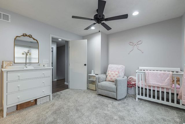 124 Chapel Hill, Fairfield, OH 45014