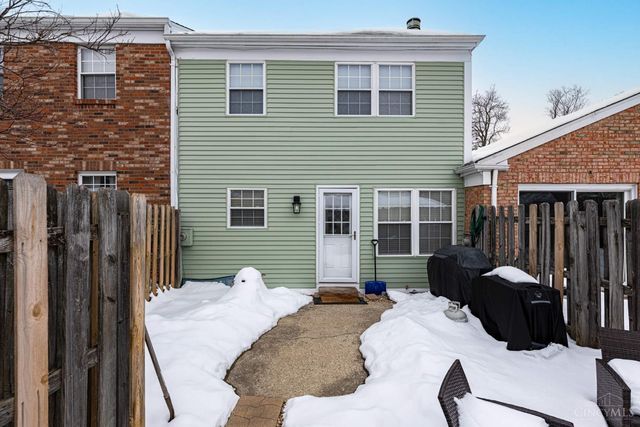 124 Chapel Hill, Fairfield, OH 45014