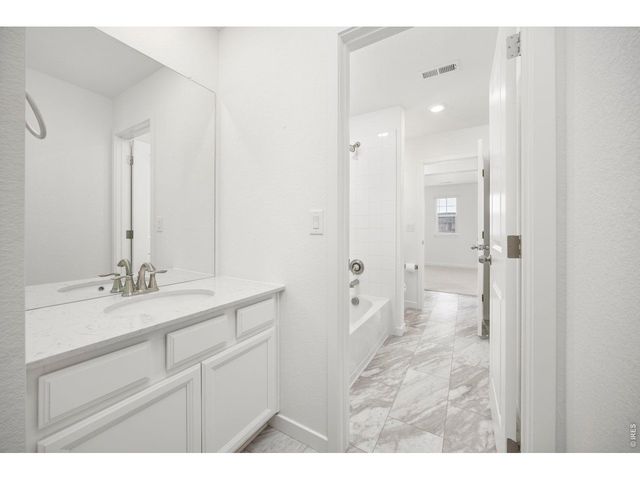 626 Columbia St, Johnstown, CO 80534