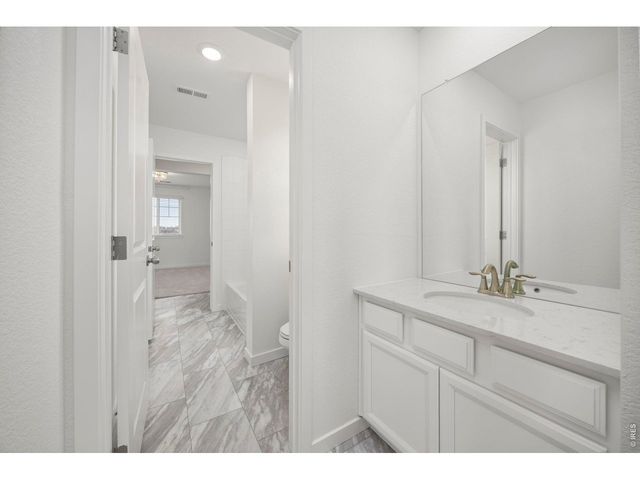 626 Columbia St, Johnstown, CO 80534