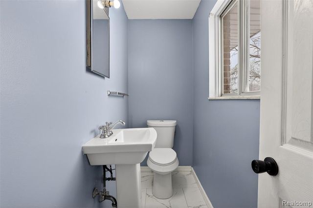 805 Birch Street, Saginaw, MI 48601