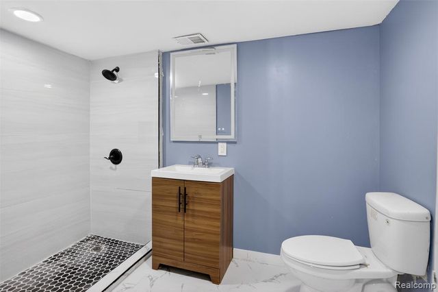 805 Birch Street, Saginaw, MI 48601