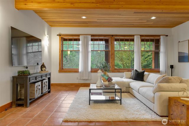 43013 SE 163rd Street, North Bend, WA 98045