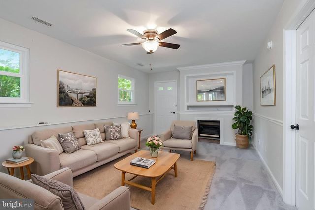 10001 KNOTTY PINE CT, Spotsylvania, VA 22553