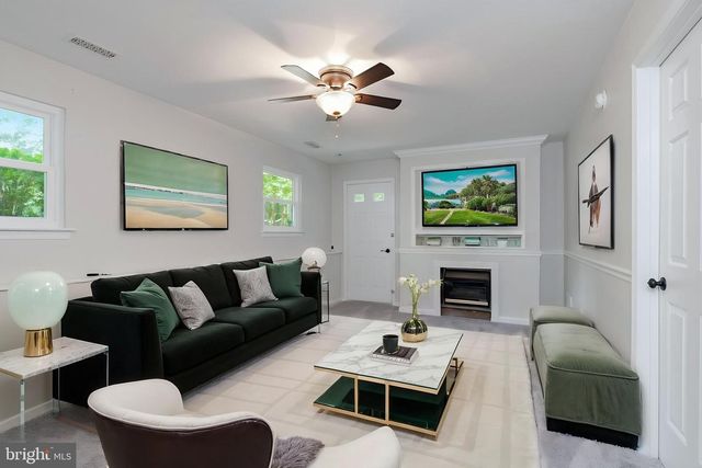 10001 KNOTTY PINE CT, Spotsylvania, VA 22553