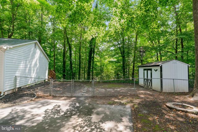 10001 KNOTTY PINE CT, Spotsylvania, VA 22553