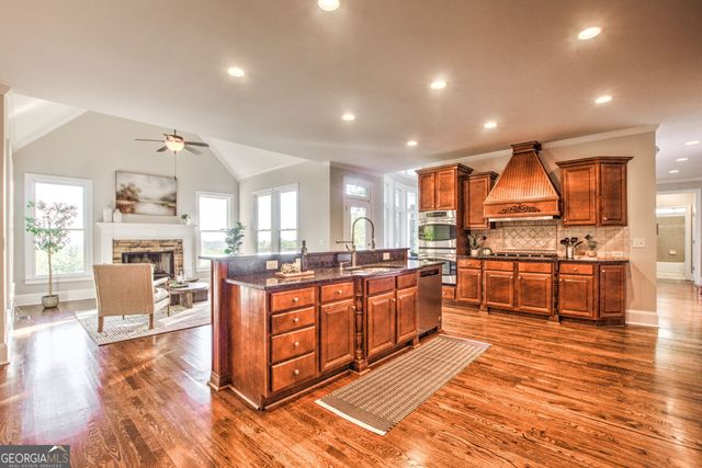 322 Tupelo Trail, Canton, GA 30114