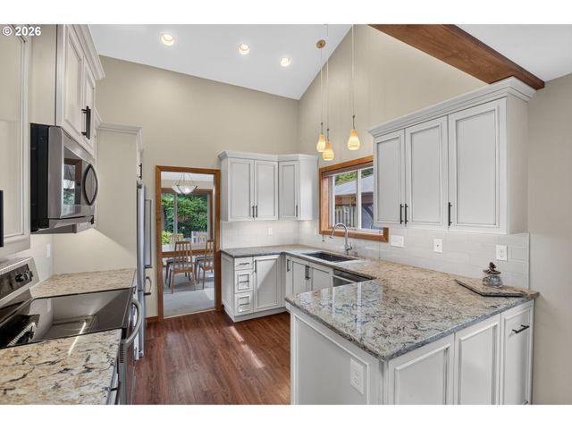 18340 Sw MONTE VERDI Blvd, Beaverton, OR 97007
