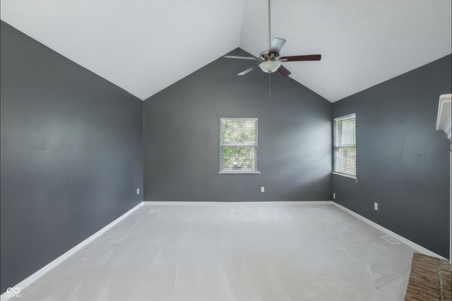 11233 Bayridge Circle E, Indianapolis, IN 46236