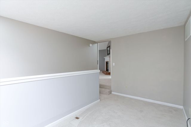 11233 Bayridge Circle E, Indianapolis, IN 46236