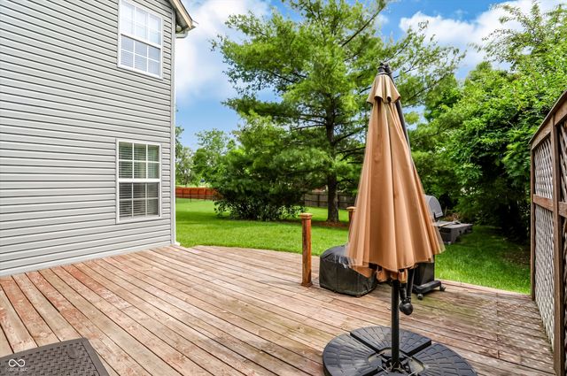11233 Bayridge Circle E, Indianapolis, IN 46236