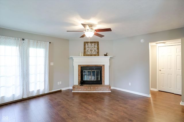 11233 Bayridge Circle E, Indianapolis, IN 46236