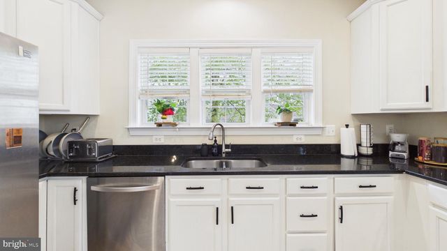 11549 CAVALIER LANDING CT, Fairfax, VA 22030