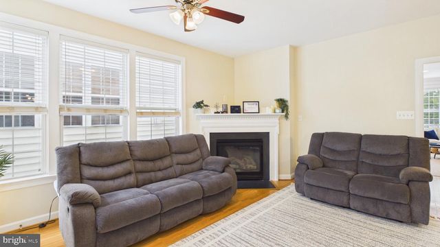 11549 CAVALIER LANDING CT, Fairfax, VA 22030