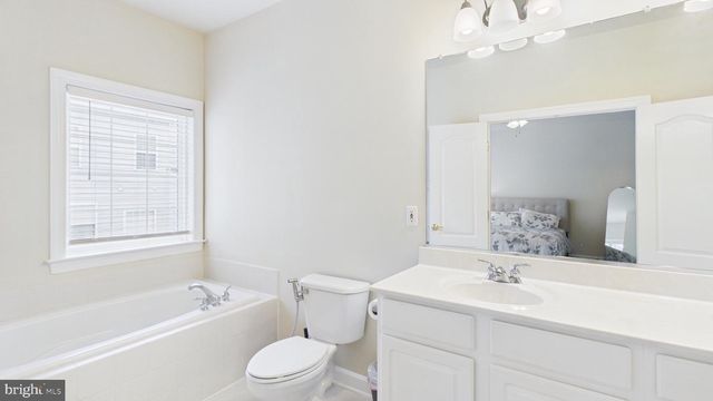 11549 CAVALIER LANDING CT, Fairfax, VA 22030