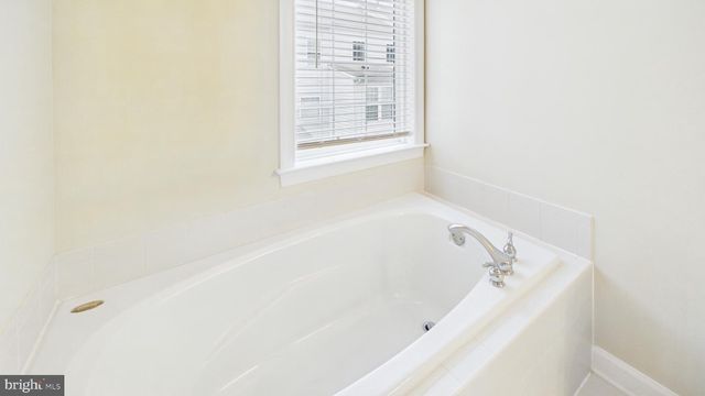 11549 CAVALIER LANDING CT, Fairfax, VA 22030