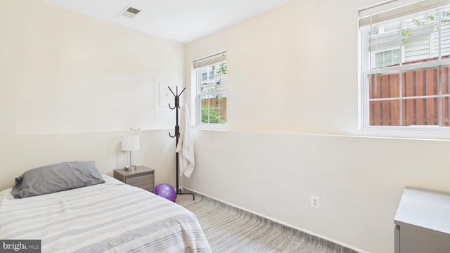 11549 CAVALIER LANDING CT, Fairfax, VA 22030