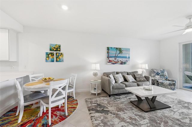 17625 OPAL SAND DRIVE 304, Venice, FL 34293