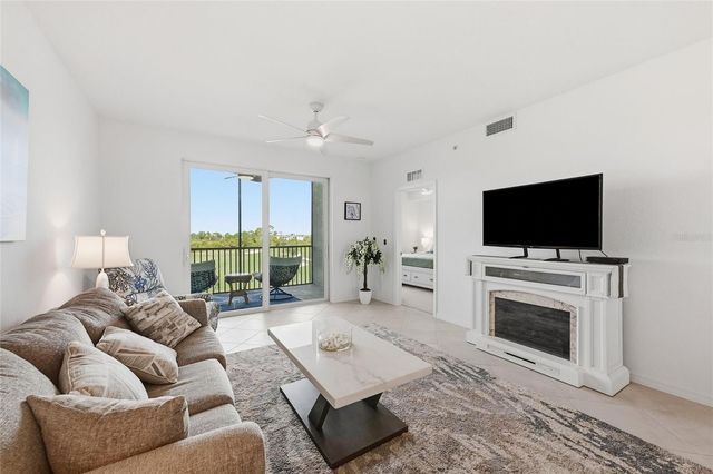 17625 OPAL SAND DRIVE 304, Venice, FL 34293