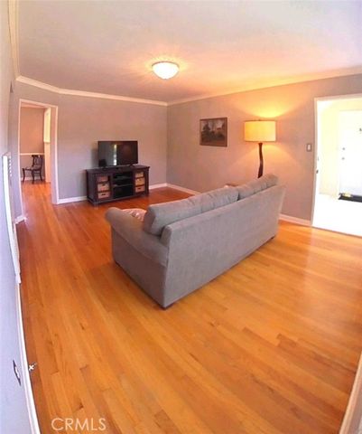 4131 Perlita Avenue B, Los Angeles, CA 90039