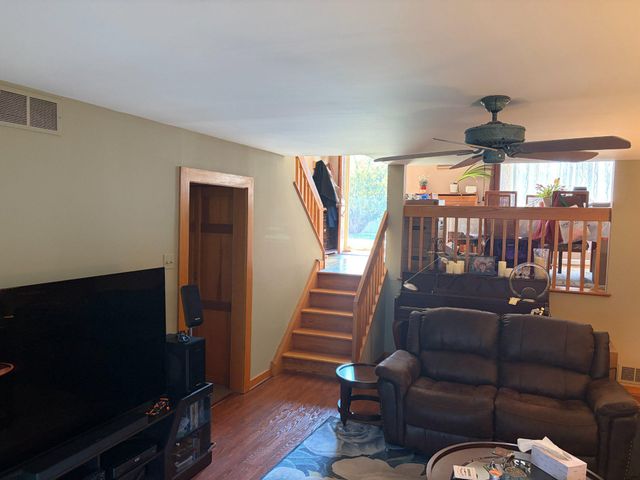 1617 SYLVAN DR, Blue Bell, PA 19422