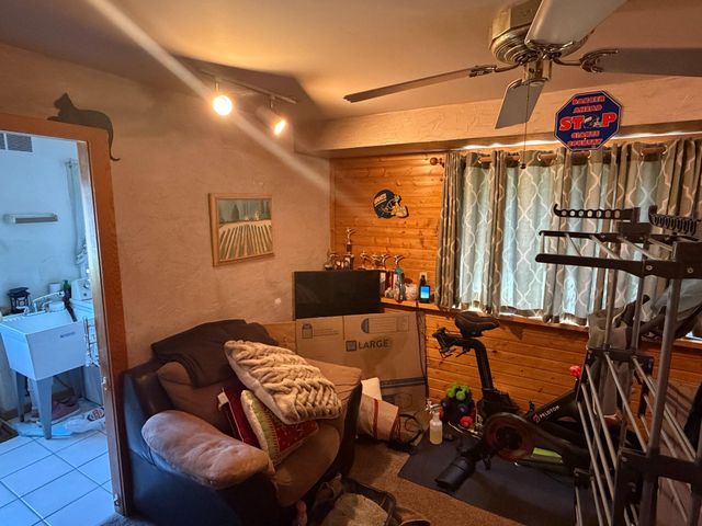 1617 SYLVAN DR, Blue Bell, PA 19422