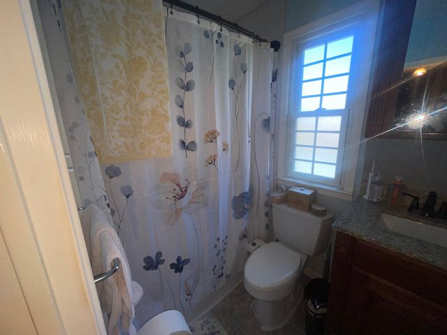 1617 SYLVAN DR, Blue Bell, PA 19422