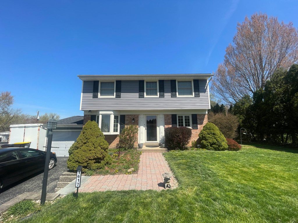 1617 SYLVAN DR, Blue Bell, PA 19422