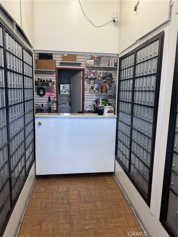 1702 S Robertson Boulevard, Los Angeles, CA 90035 — photo 2