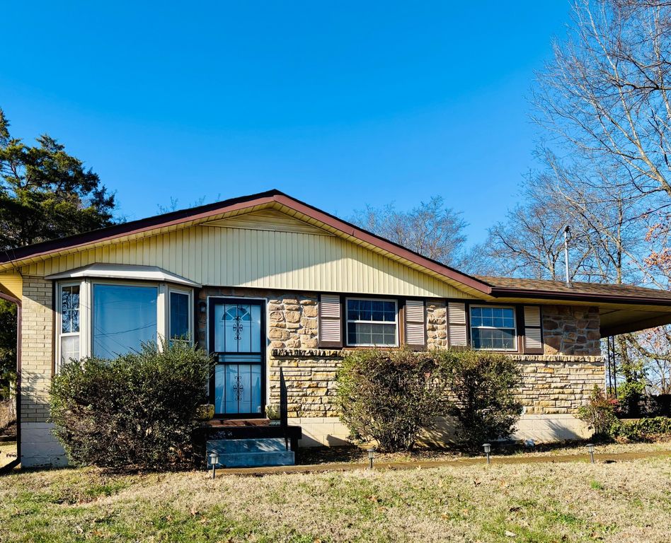 3213 Leswood Ln, Nashville, TN 37207