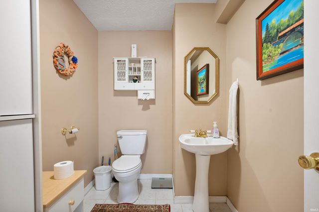 4399 E SR 26, Hartford City, IN 47348