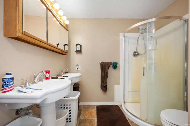 4399 E SR 26, Hartford City, IN 47348