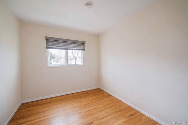 70 Boulevard Avenue, West Islip, NY 11795