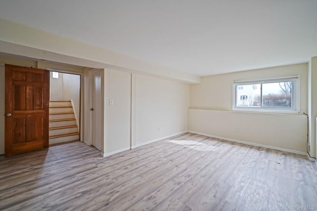 70 Boulevard Avenue, West Islip, NY 11795