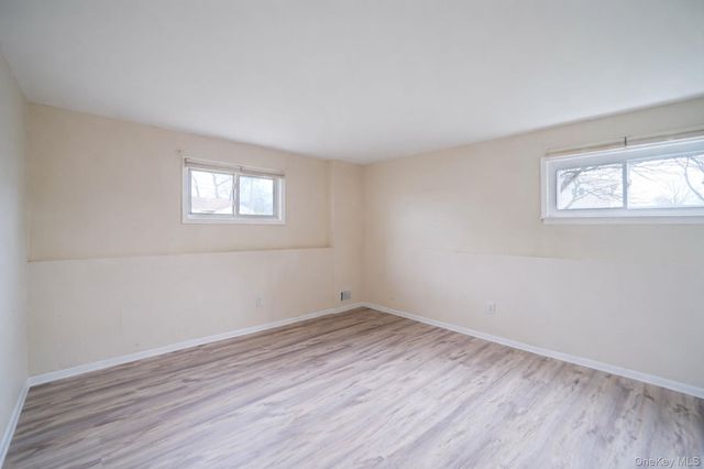 70 Boulevard Avenue, West Islip, NY 11795