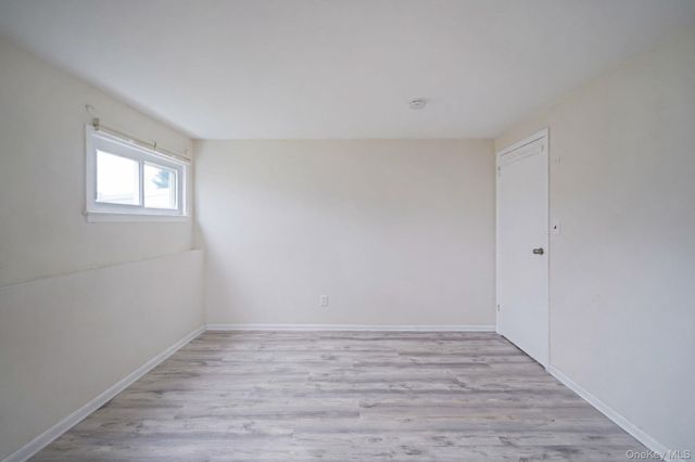 70 Boulevard Avenue, West Islip, NY 11795