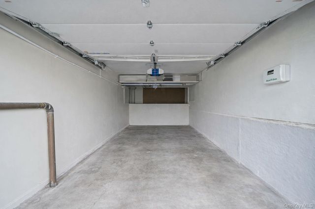 70 Boulevard Avenue, West Islip, NY 11795