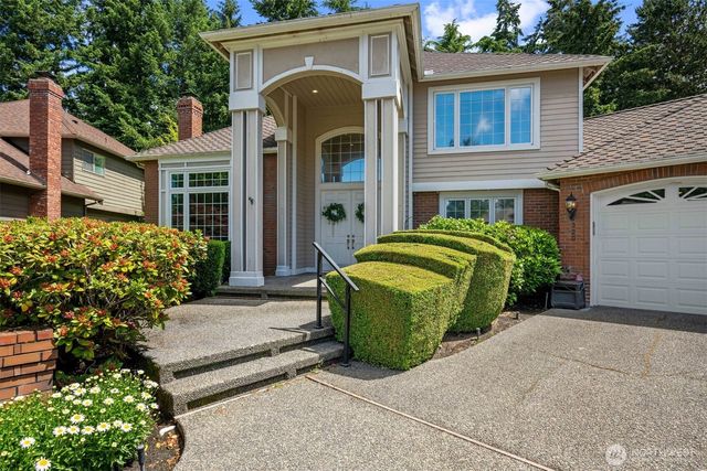 320 210th Court SE, Sammamish, WA 98074