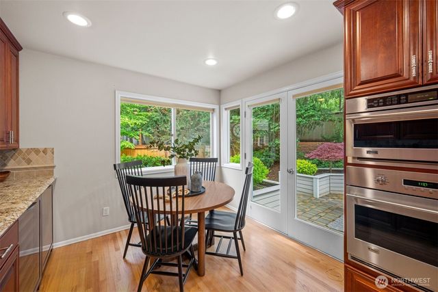 320 210th Court SE, Sammamish, WA 98074