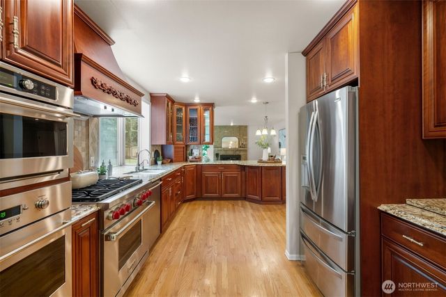 320 210th Court SE, Sammamish, WA 98074