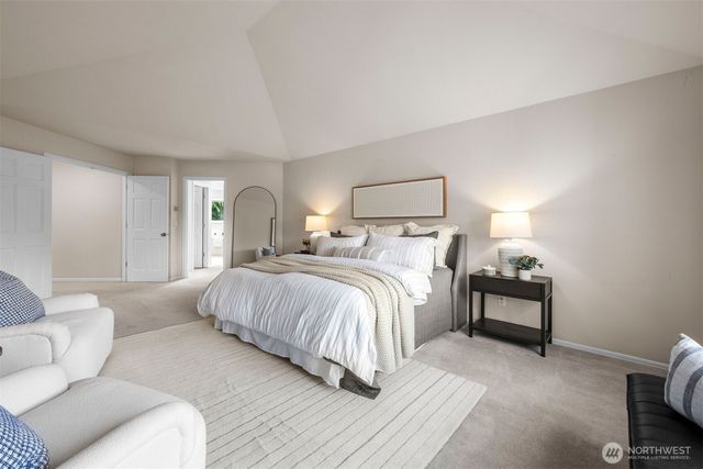 320 210th Court SE, Sammamish, WA 98074