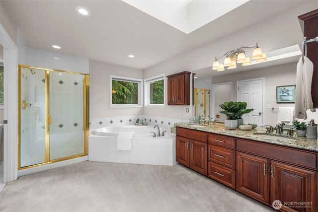 320 210th Court SE, Sammamish, WA 98074