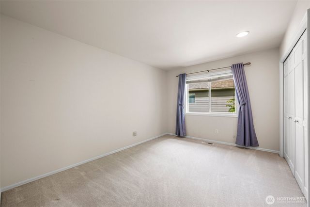 320 210th Court SE, Sammamish, WA 98074
