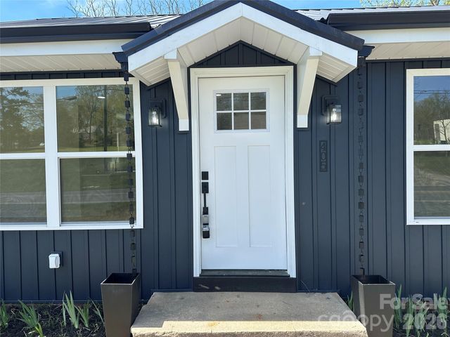 405 N Main Street, Salisbury, NC 28144