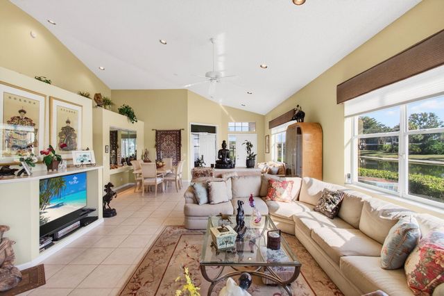 6862 SWANSEA Lane, Boynton Beach, FL 33472