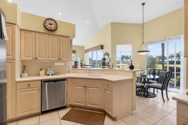 6862 SWANSEA Lane, Boynton Beach, FL 33472