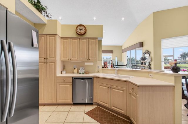 6862 SWANSEA Lane, Boynton Beach, FL 33472