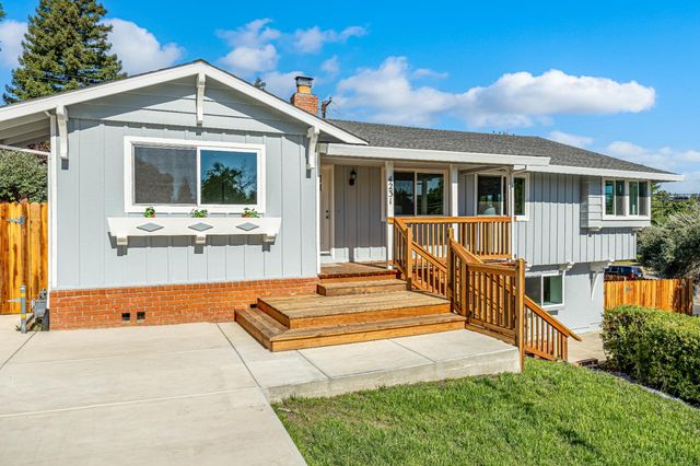 4231 Elva Way, Sacramento, CA 95821